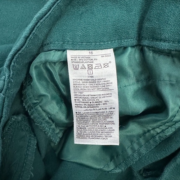 Old Navy Pixie Ankle pants, green, 16 - Picture 4 of 5